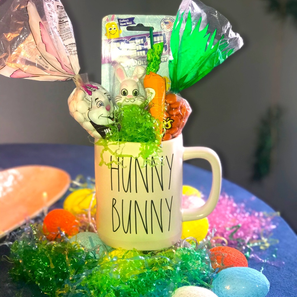 RAE DUNN HUNNY BUNNY MUG, NWT, Quick sale